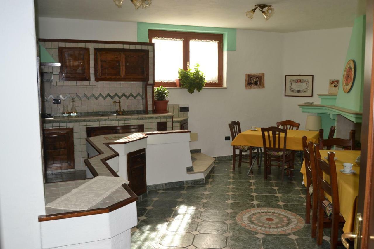 B&B Gennargentu Fonni Extérieur photo